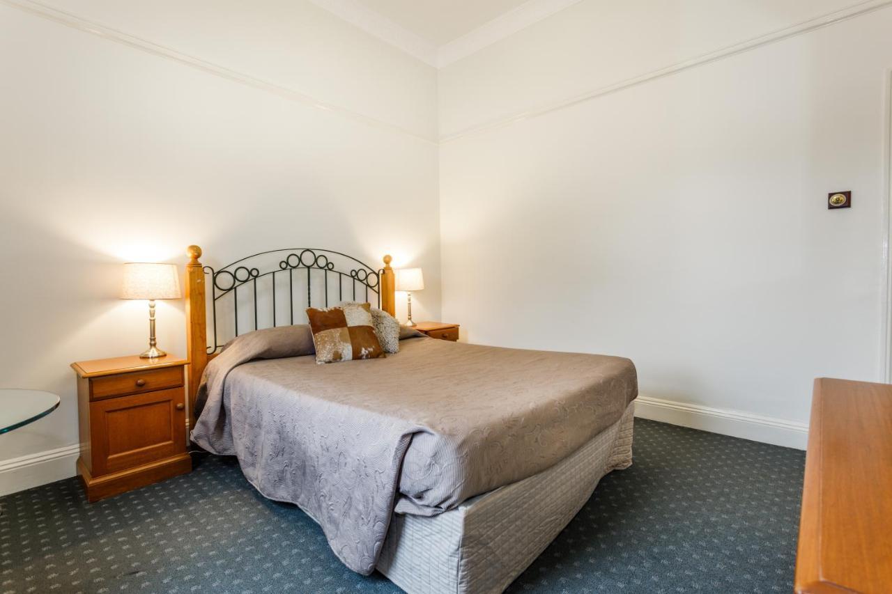 Nelsons Of Bridgetown Hotel Bagian luar foto