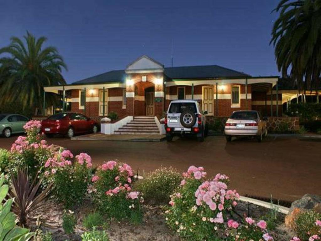 Nelsons Of Bridgetown Hotel Bagian luar foto